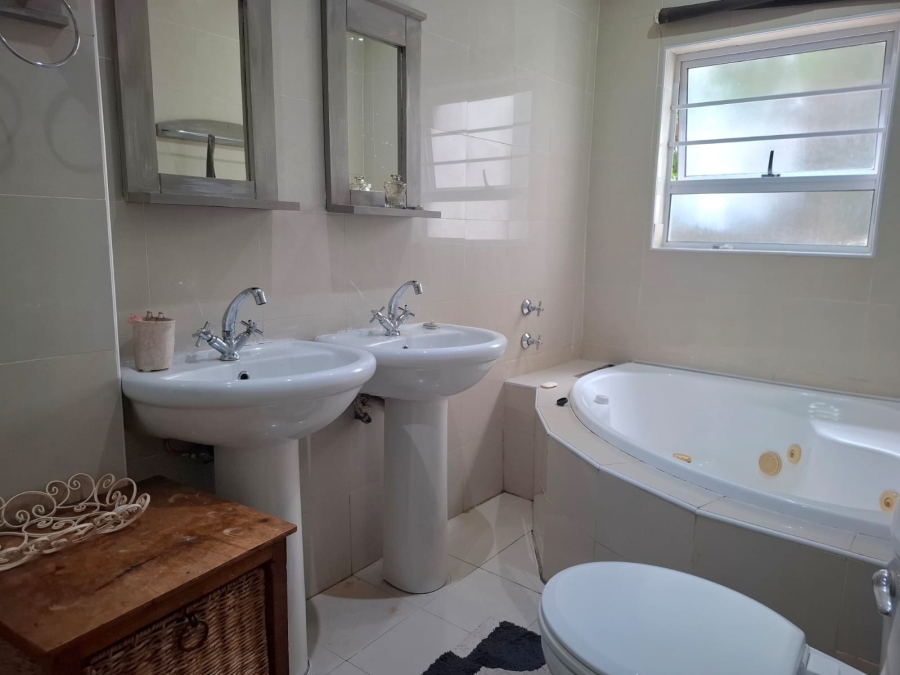 4 Bedroom Property for Sale in Nahoon Eastern Cape